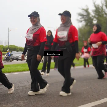 Runner Photo 8433122