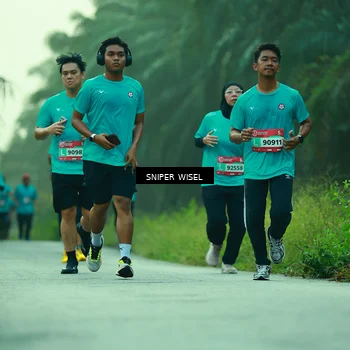 Runner Photo 8433124