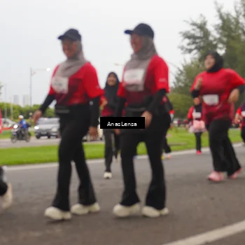 Runner Photo 8433134