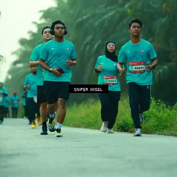Runner Photo 8433135