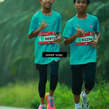 Runner Photo 8433171