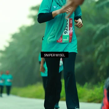 Runner Photo 8433202