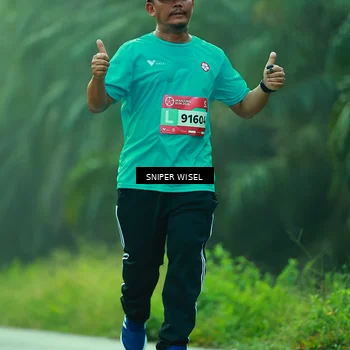 Runner Photo 8433306