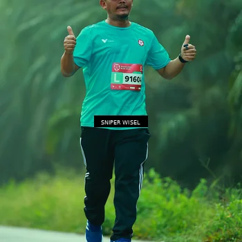 Runner Photo 8433311