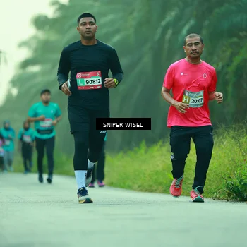 Runner Photo 8433338