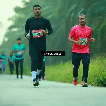 Runner Photo 8433340