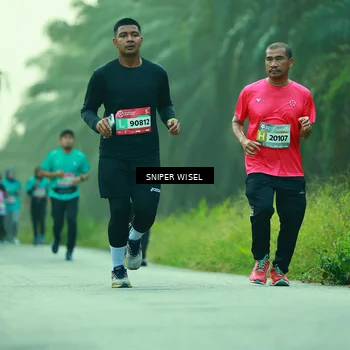 Runner Photo 8433353