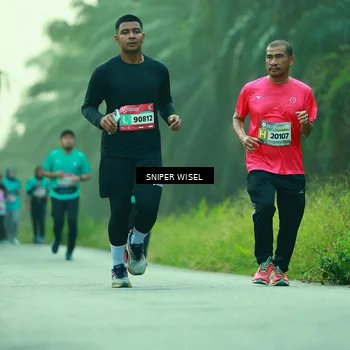 Runner Photo 8433354