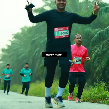 Runner Photo 8433363