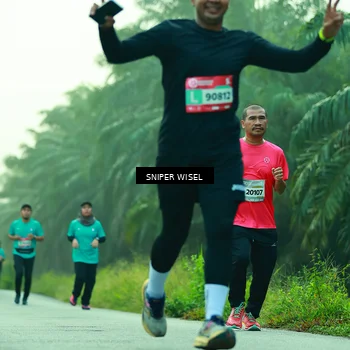 Runner Photo 8433375