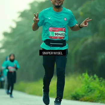 Runner Photo 8433417