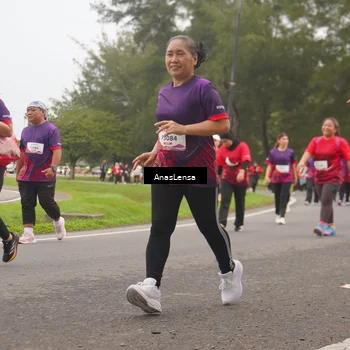 Runner Photo 8433464