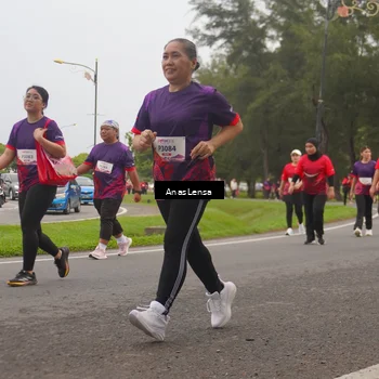 Runner Photo 8433551
