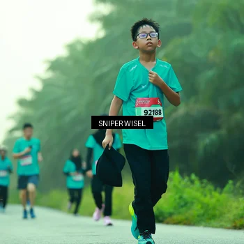 Runner Photo 8433623