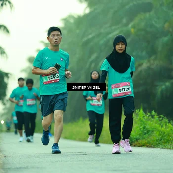 Runner Photo 8433645