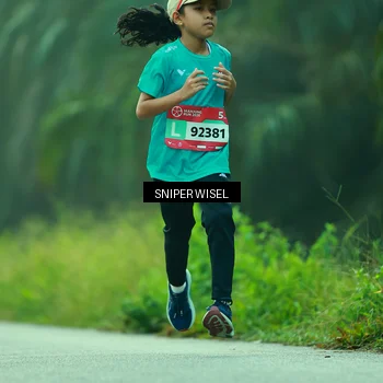 Runner Photo 8433723