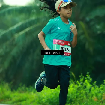 Runner Photo 8433764