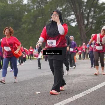 Runner Photo 8433800