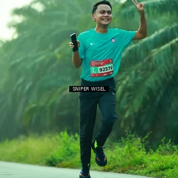 Runner Photo 8433825