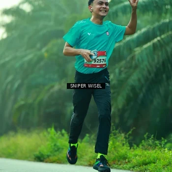 Runner Photo 8433836