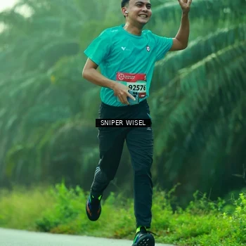 Runner Photo 8433841