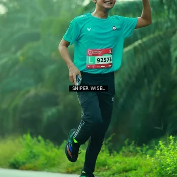 Runner Photo 8433856