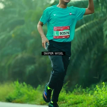 Runner Photo 8433859