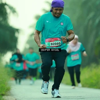 Runner Photo 8433895