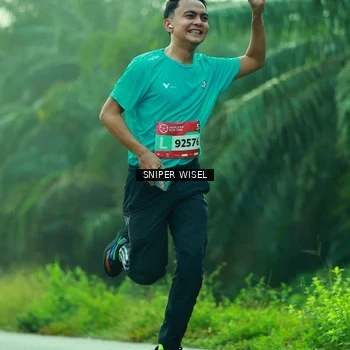 Runner Photo 8433909
