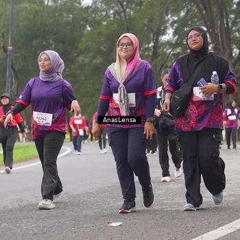 Runner Photo 8433978
