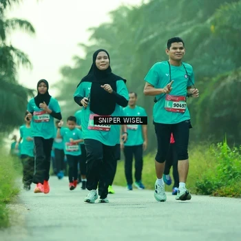Runner Photo 8434006