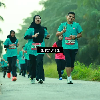 Runner Photo 8434013