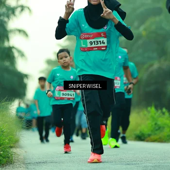 Runner Photo 8434051