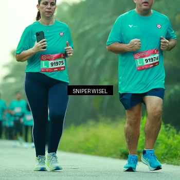 Runner Photo 8434145