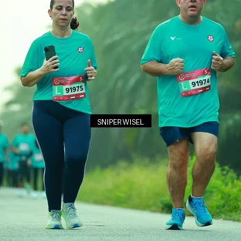 Runner Photo 8434148