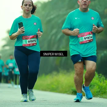 Runner Photo 8434149