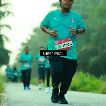Runner Photo 8434169