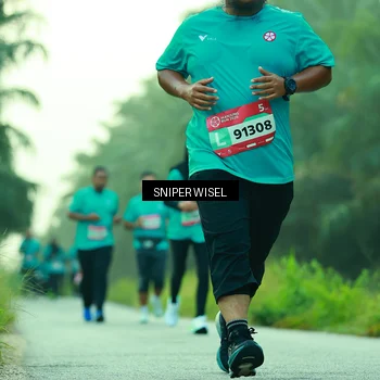 Runner Photo 8434172