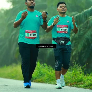 Runner Photo 8434210