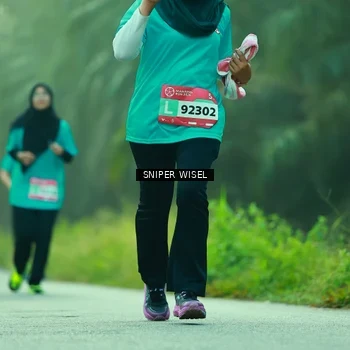 Runner Photo 8434243