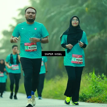 Runner Photo 8434251