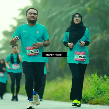 Runner Photo 8434253