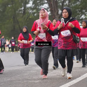 Runner Photo 8434275
