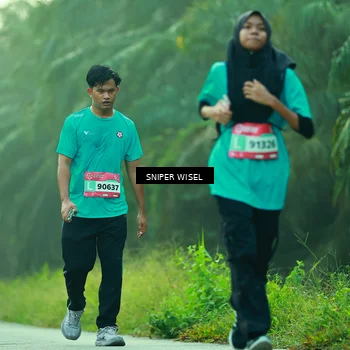 Runner Photo 8434323
