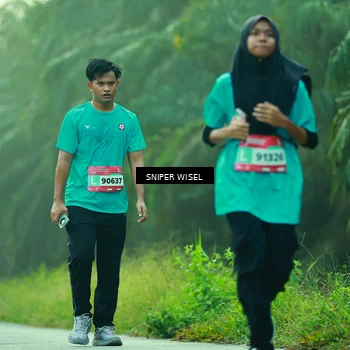 Runner Photo 8434330