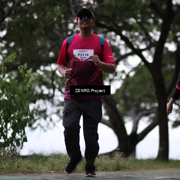 Runner Photo 8434333
