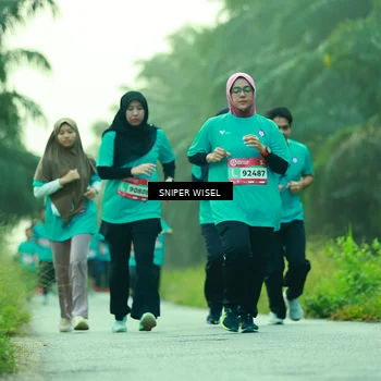 Runner Photo 8434359