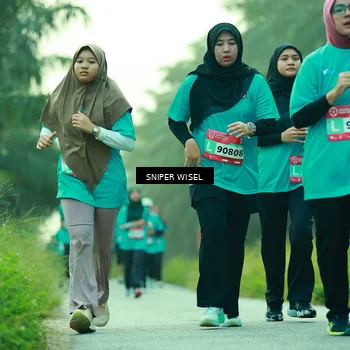 Runner Photo 8434369
