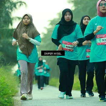 Runner Photo 8434376