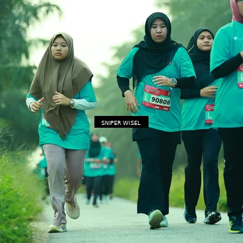 Runner Photo 8434377